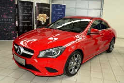 Mercedes Benz CLA - Ružová krv