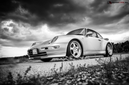 Porsche 911 Carrera 2 993 – Nejem, nepijem, zo vzduchu žijem!