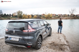 Renault Espace Magnetic Energy TCe 225 EDC – Rodinný satelit