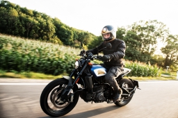 Indian FTR 1200 – Dude