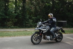 BMW F750 GS – Dvesto